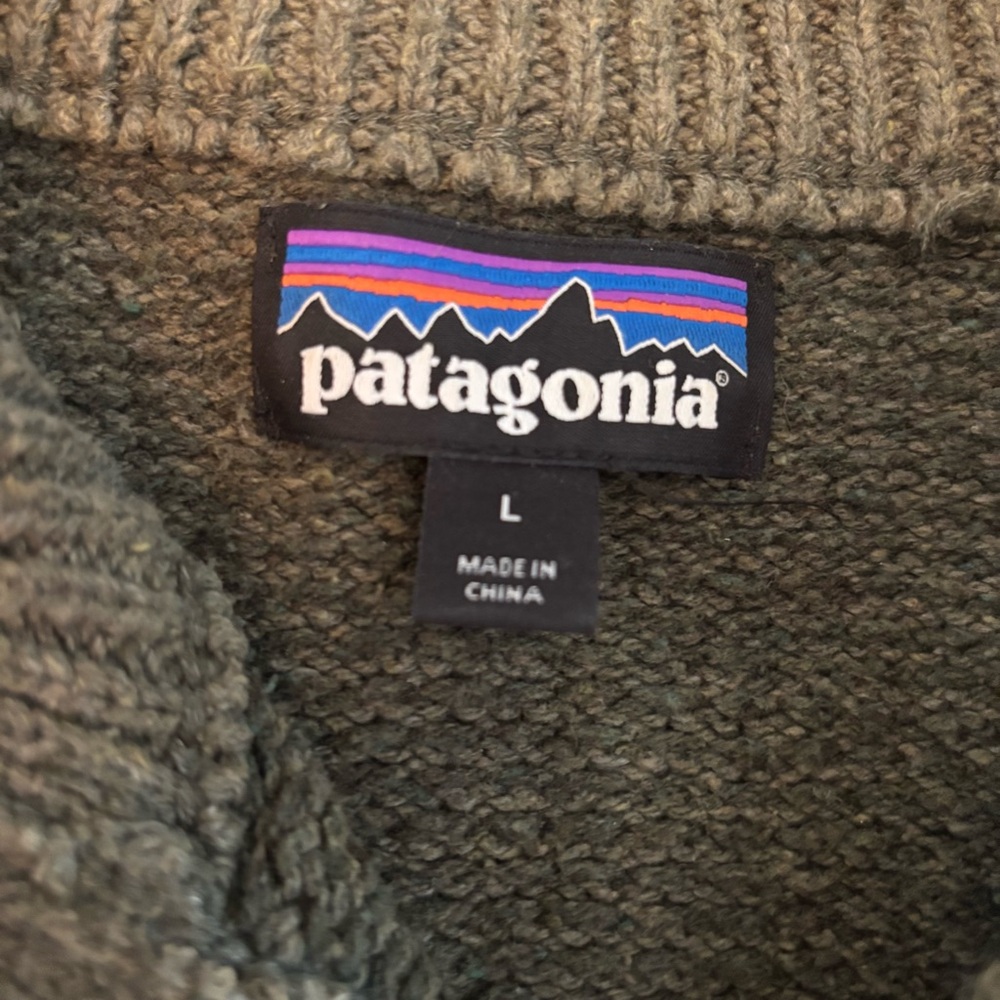 Patagonia Men's Deep Green Turtleneck Sweater - Picture 2 of 6